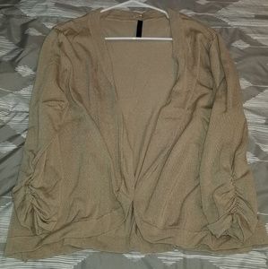 NWOT Shrug with ruched 3/4 length sleeves